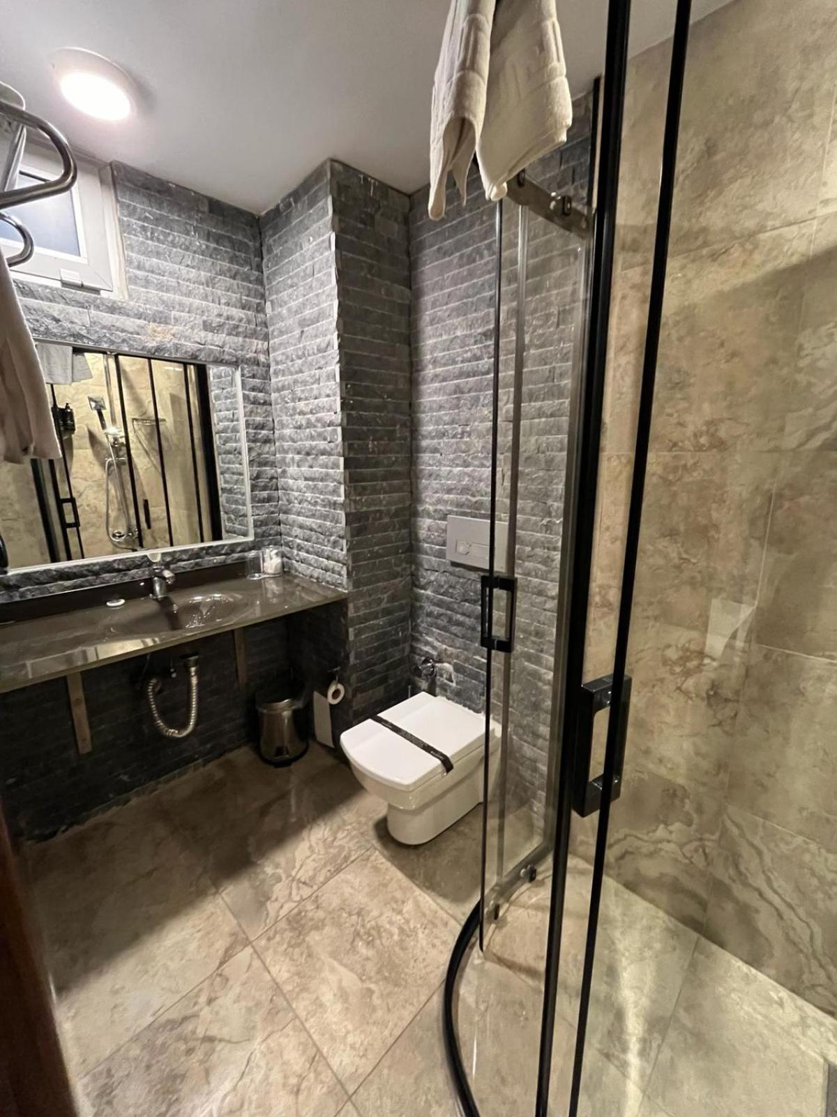 Kavi Seaside Hotel Истанбул Екстериор снимка